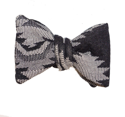 Black and Grey Indian Blanket Jcquard Print Bow Tie