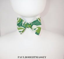 Green Floral Print Bow Tie